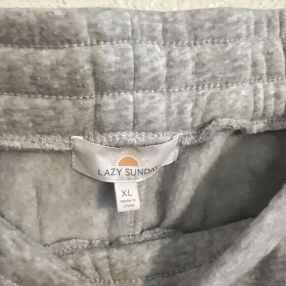 Elegant Gray Flare Pants - Picture 4 of 10